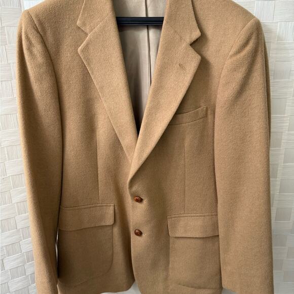 Timeless Tan Sport Coat with Notch Lapels 100% Camel Hair - Picture 1 of 8